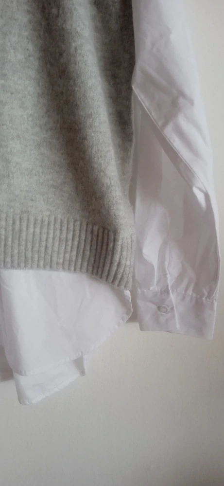 Dámský světle šedý svetr PRIMARK 