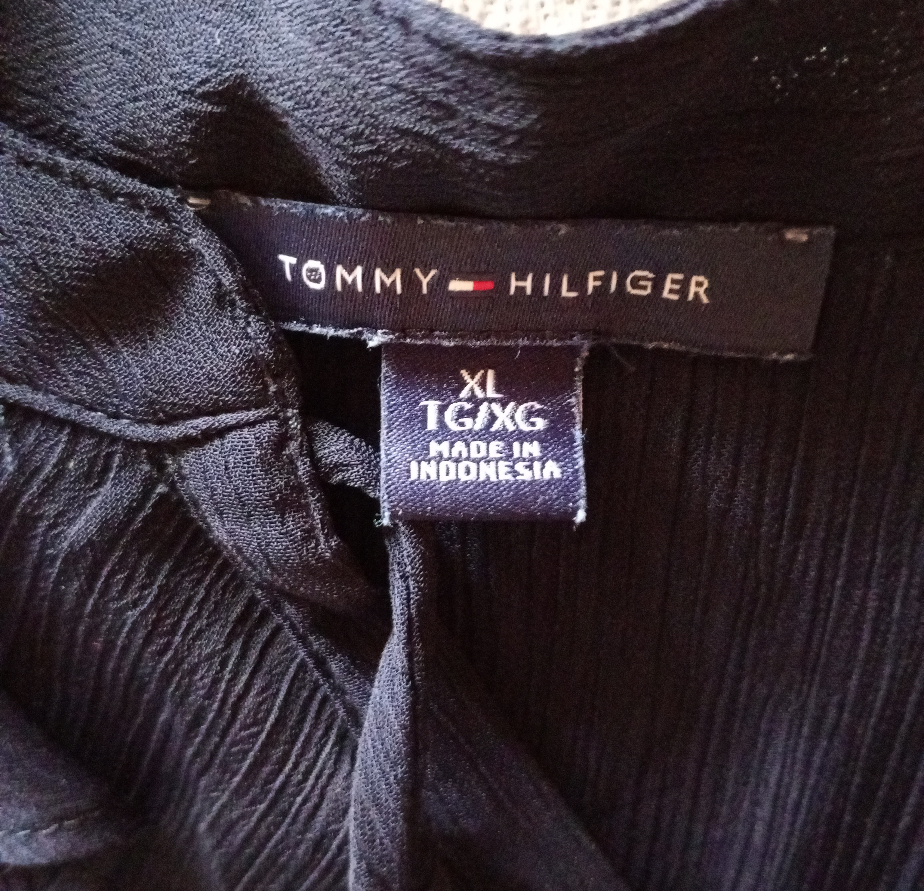 Elegantní halenka Tommy Hilfiger 