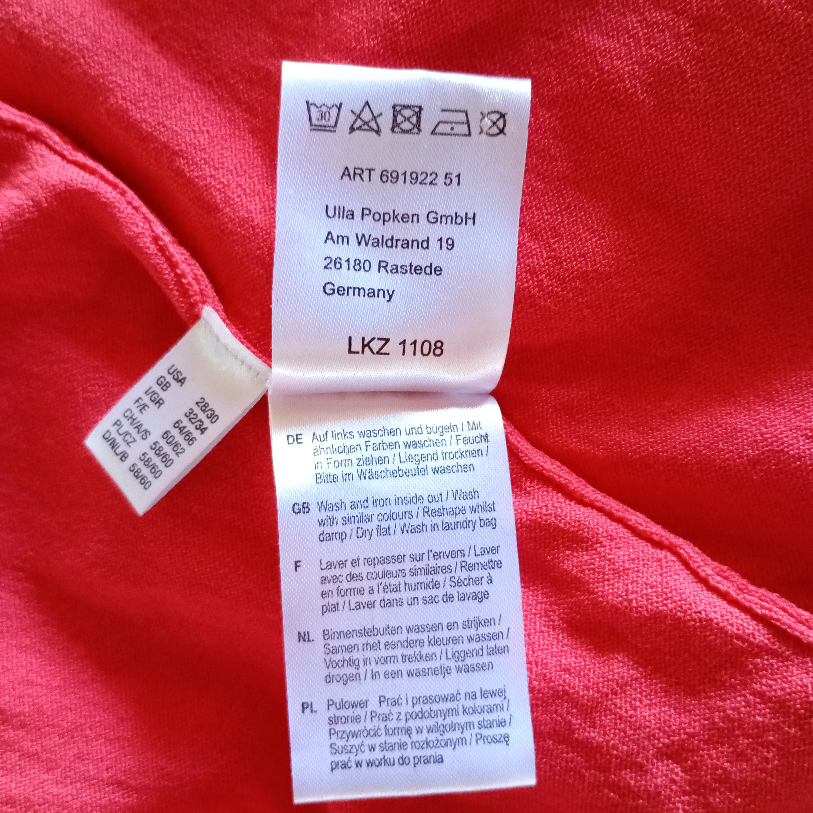 Červený svetřík s kamínky Ulla Popken 