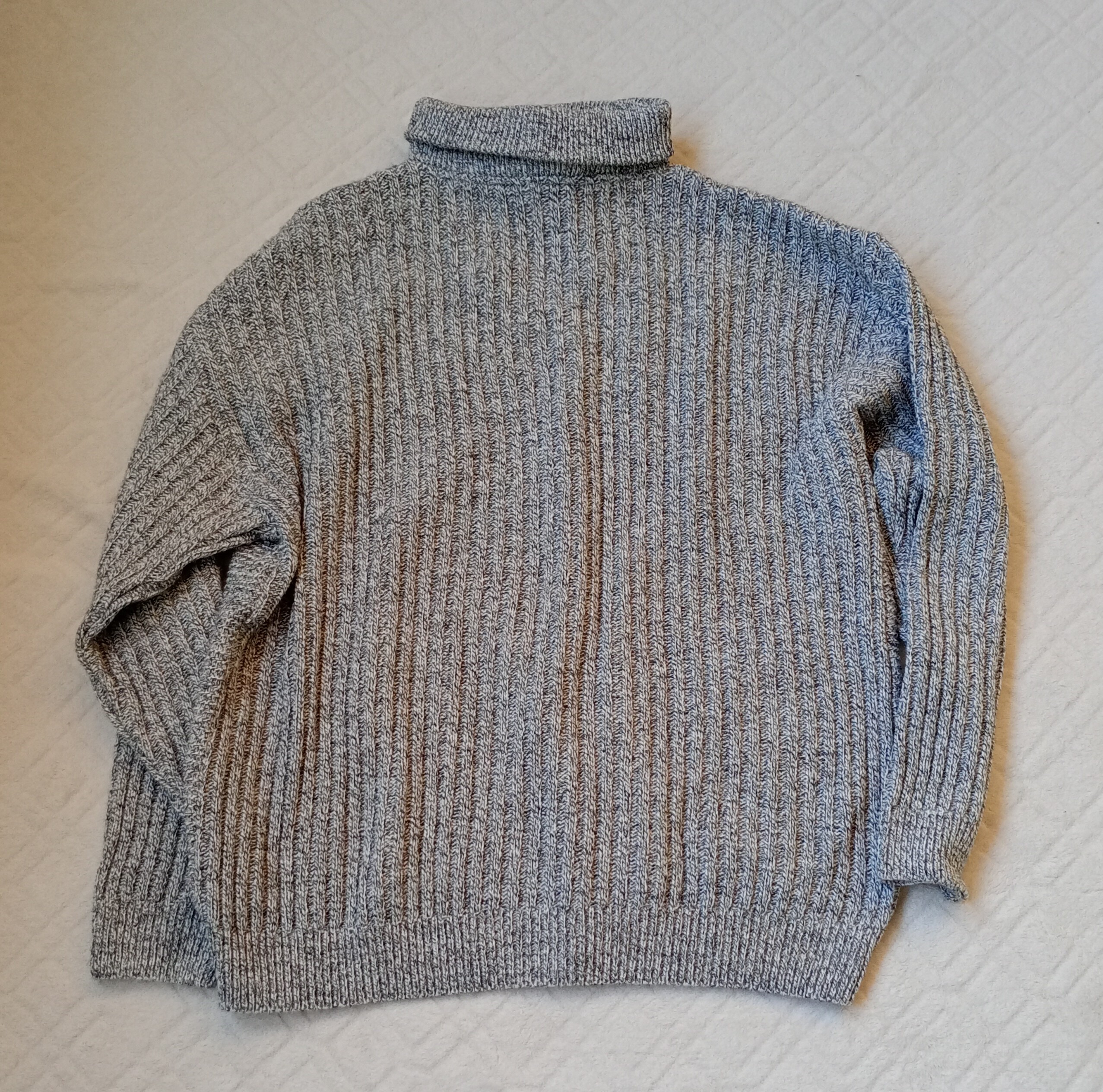 Pánský šedý svetr Fashion and style 
