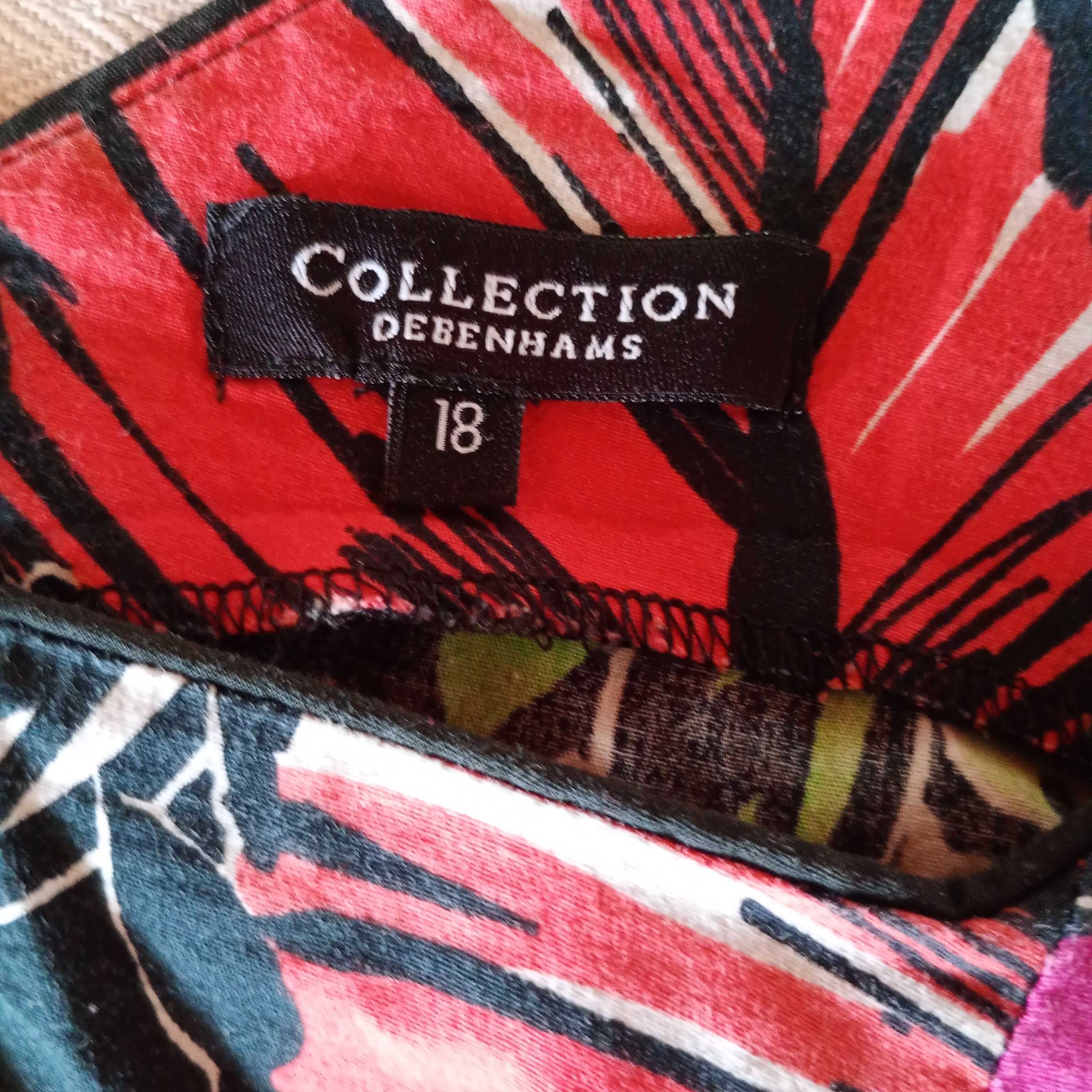 Dámské šaty Debenhams 