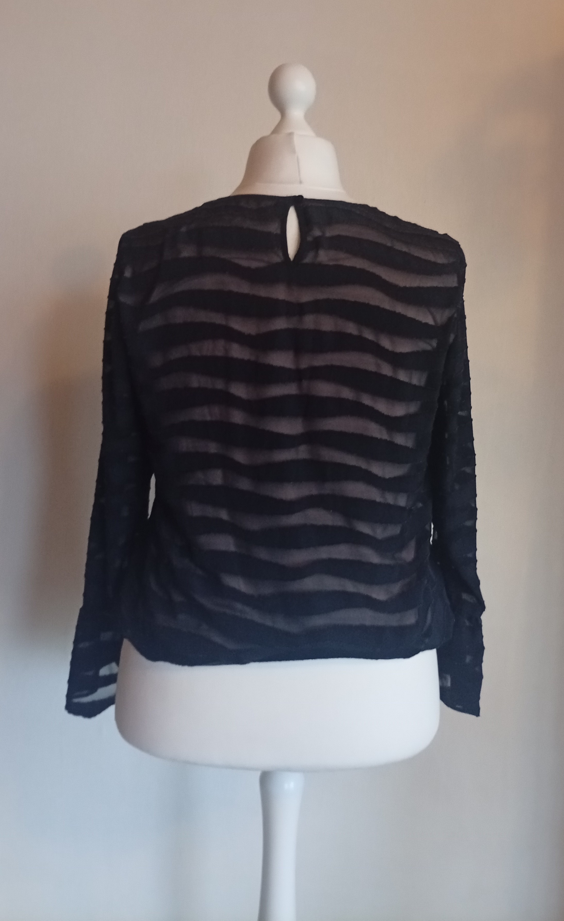 Elegantní černá halenka Gerry Weber