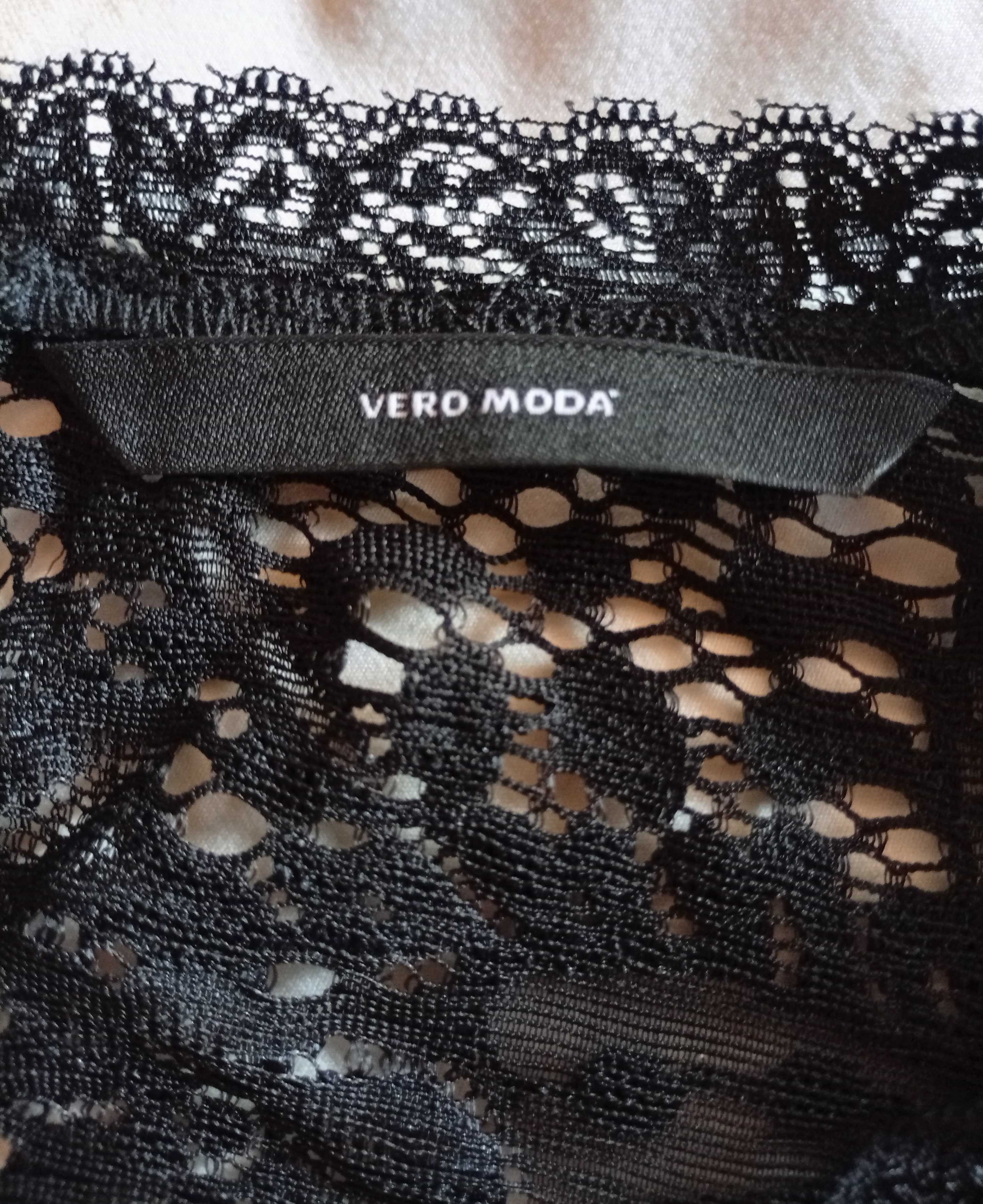 Krajková halenka Vero moda