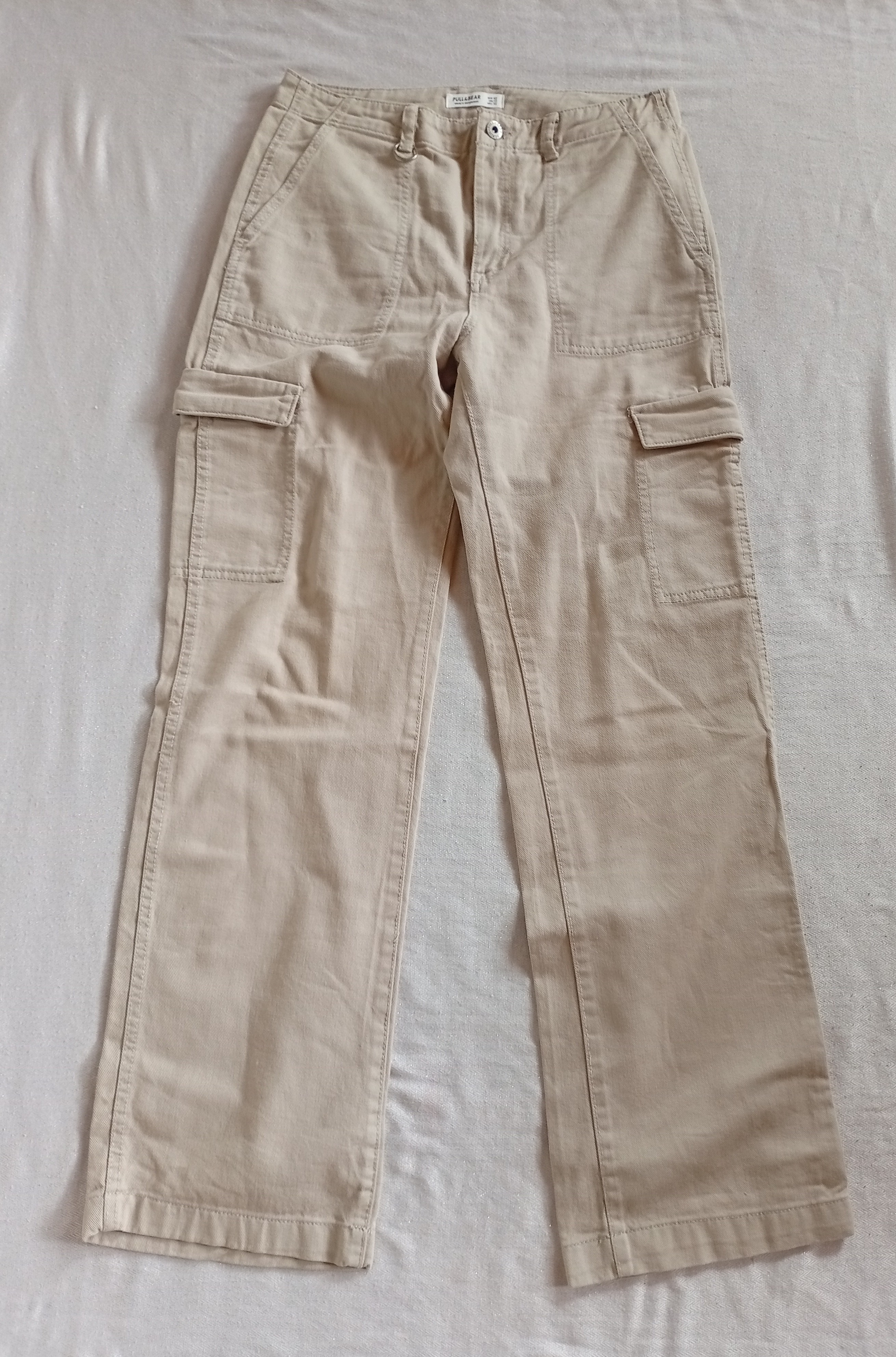 Světlé kalhoty Pull&Bear s kapsami
