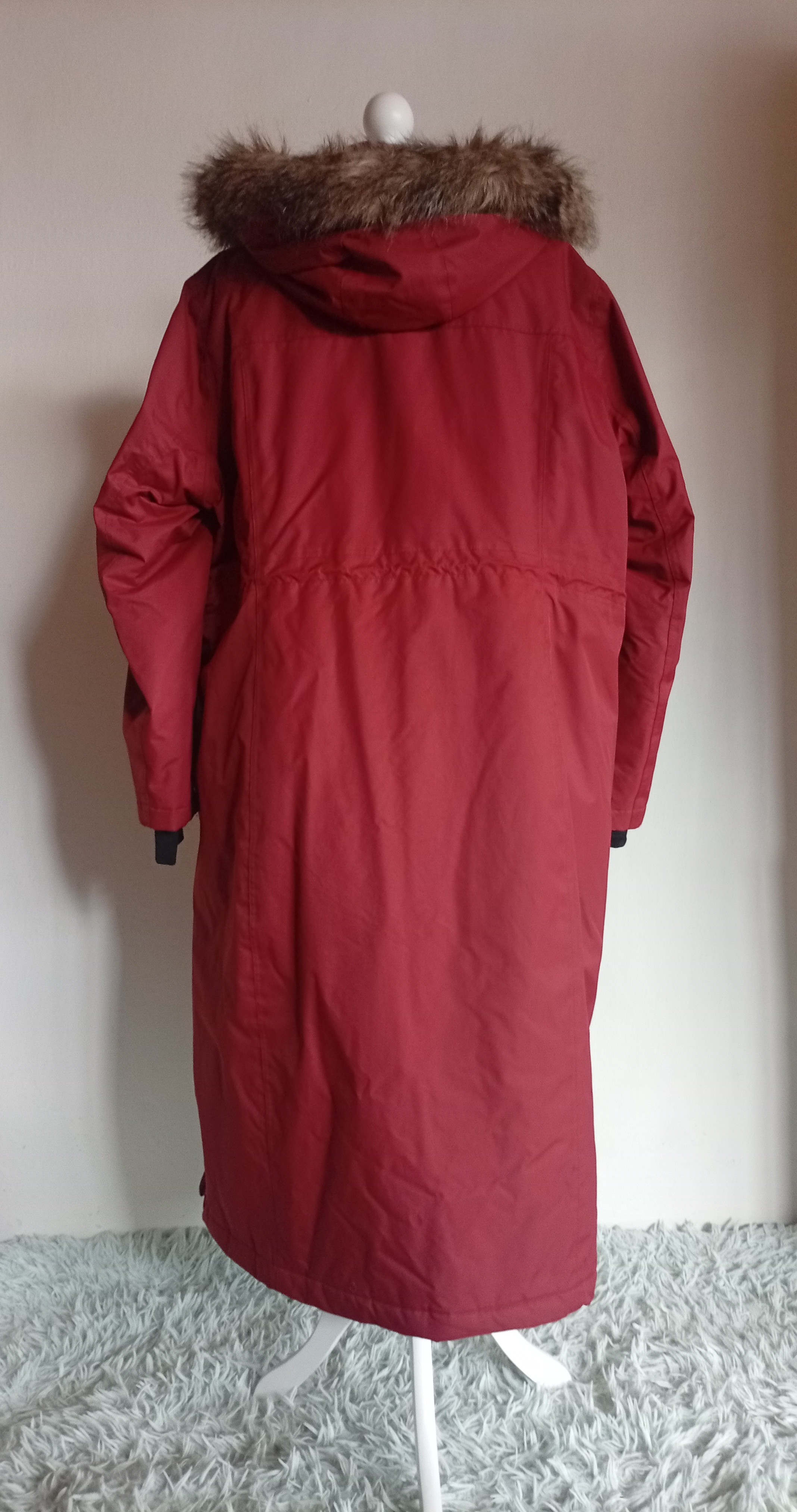 Vínová parka Bonprix