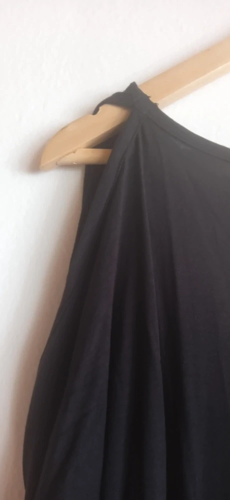 Dámské černé elegantní šaty CAPSULE