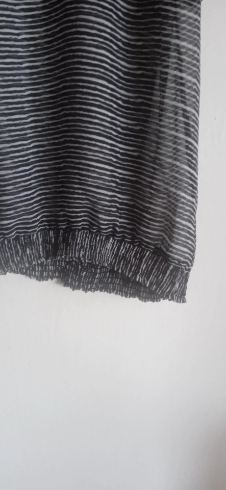 Proužkovaná halenka GINA BENOTI