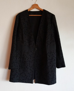 Černý elegantní kabátek Zara