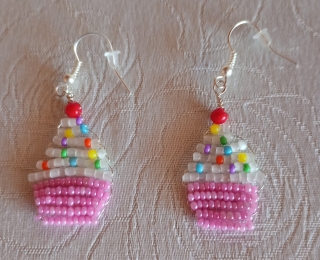 Korálkové náušnice cupcake